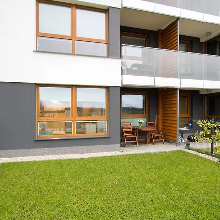 Apartament Przestronny Z Tarasem I Parkingiem W Gdyni By Renters