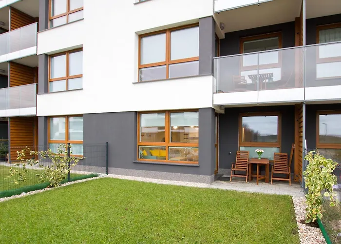 Apartament Przestronny Z Tarasem I Parkingiem W Gdyni By Renters *