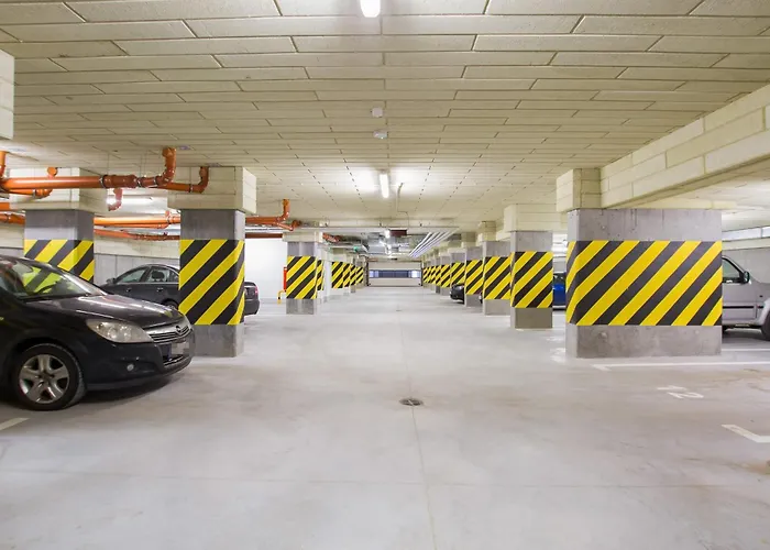 Przestronny Z Tarasem I Parkingiem W Gdyni By Renters Gdynia